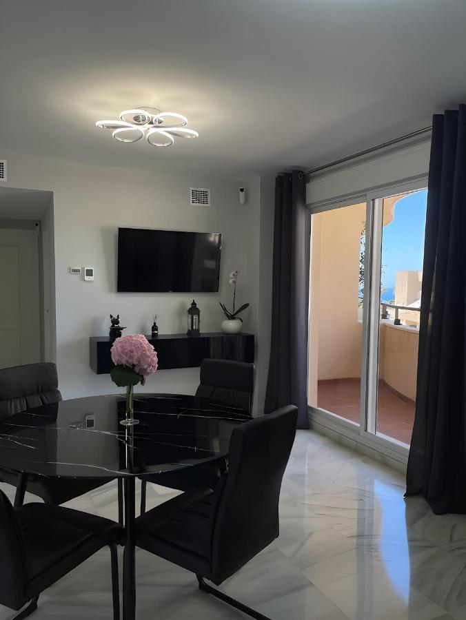 Luxury Apartment Benalmadena First Line 외부 사진