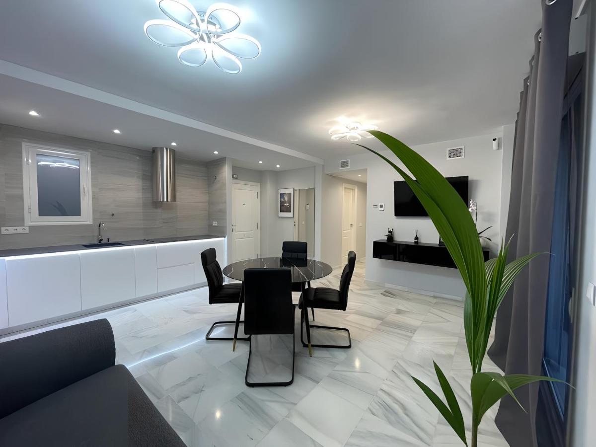 Luxury Apartment Benalmadena First Line 외부 사진