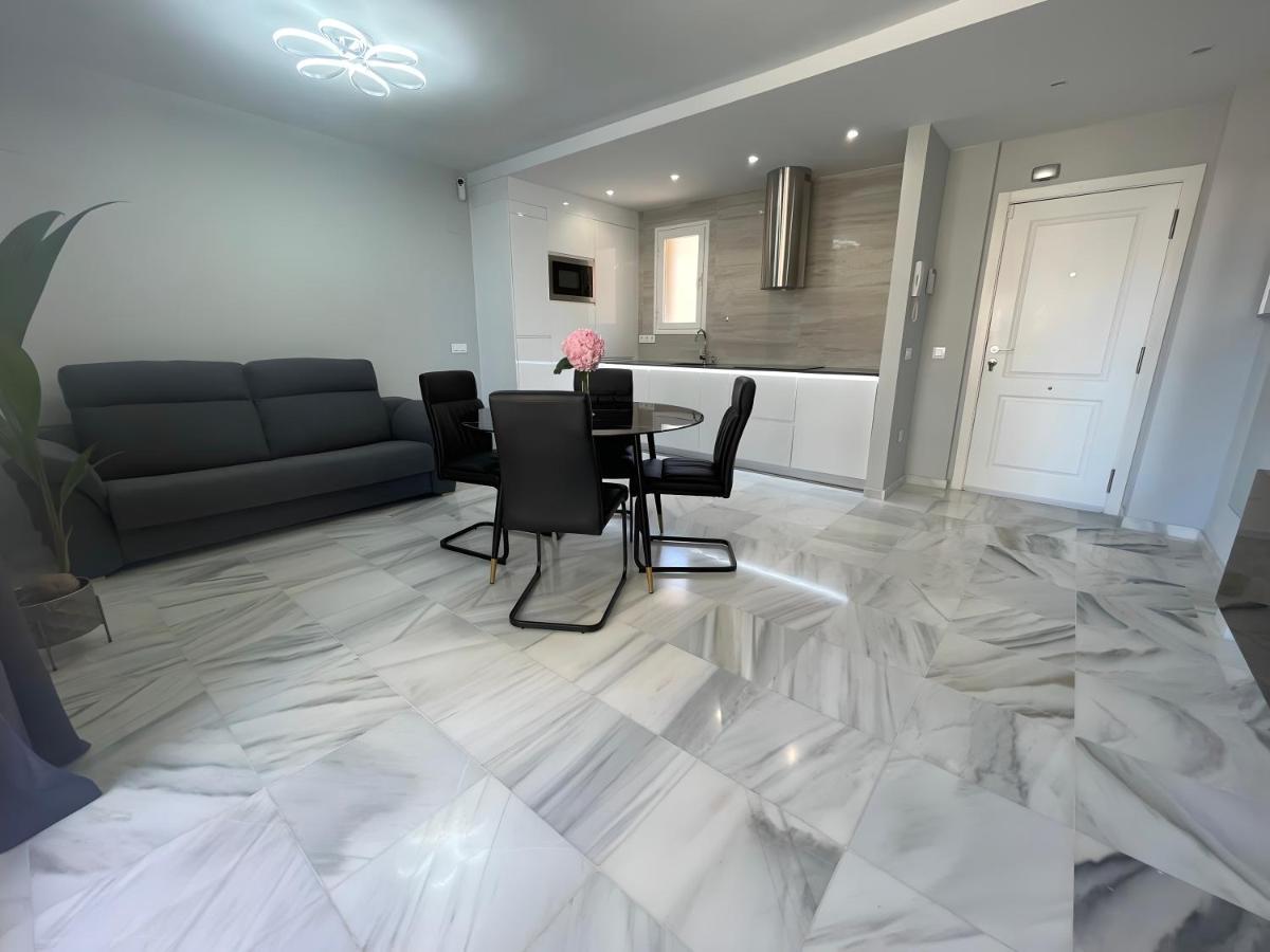 Luxury Apartment Benalmadena First Line 외부 사진